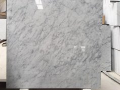 <b>Carrara White Marble Tiles</b>